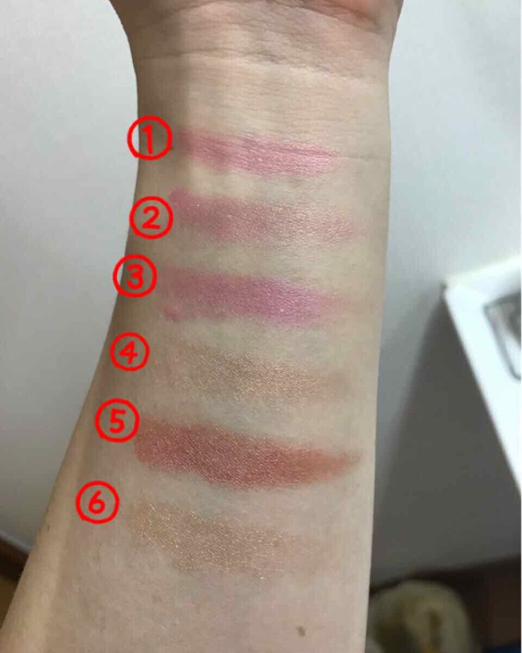 ブラッシング ハート/MAKEUP REVOLUTION/パウダーチークを使ったクチコミ(3枚目)