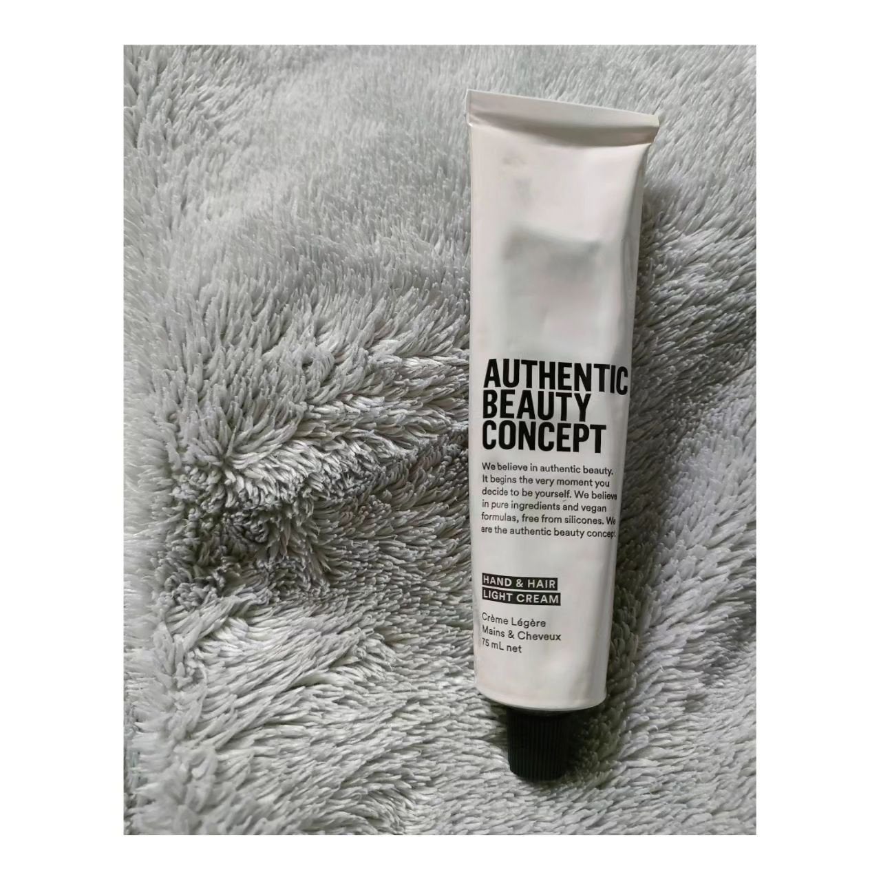 ハンド&ヘア ライトセラム/AUTHENTIC BEAUTY CONCEPT/ハンドクリームを使ったクチコミ(1枚目)