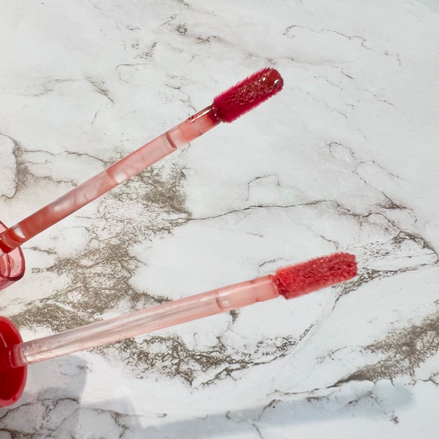 フルーツグロウティント/honisy/リップティントを使ったクチコミ（3枚目）