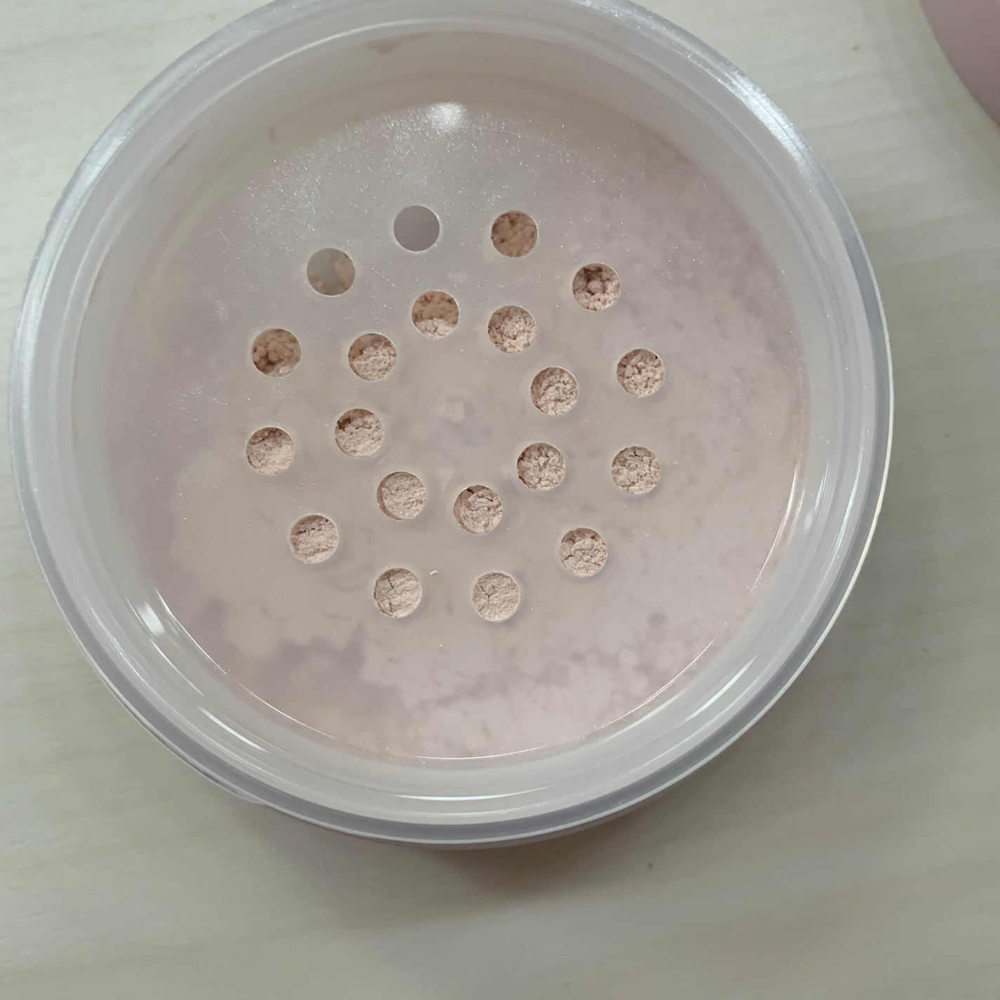 シルキールースモイストパウダー/キャンメイク/ルースパウダーを使ったクチコミ(4枚目)