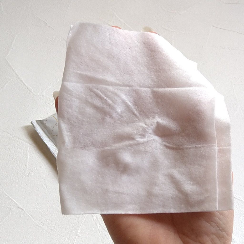 メイクの上からリフレッシュシート/ビオレ/フェイスシートを使ったクチコミ(5枚目)