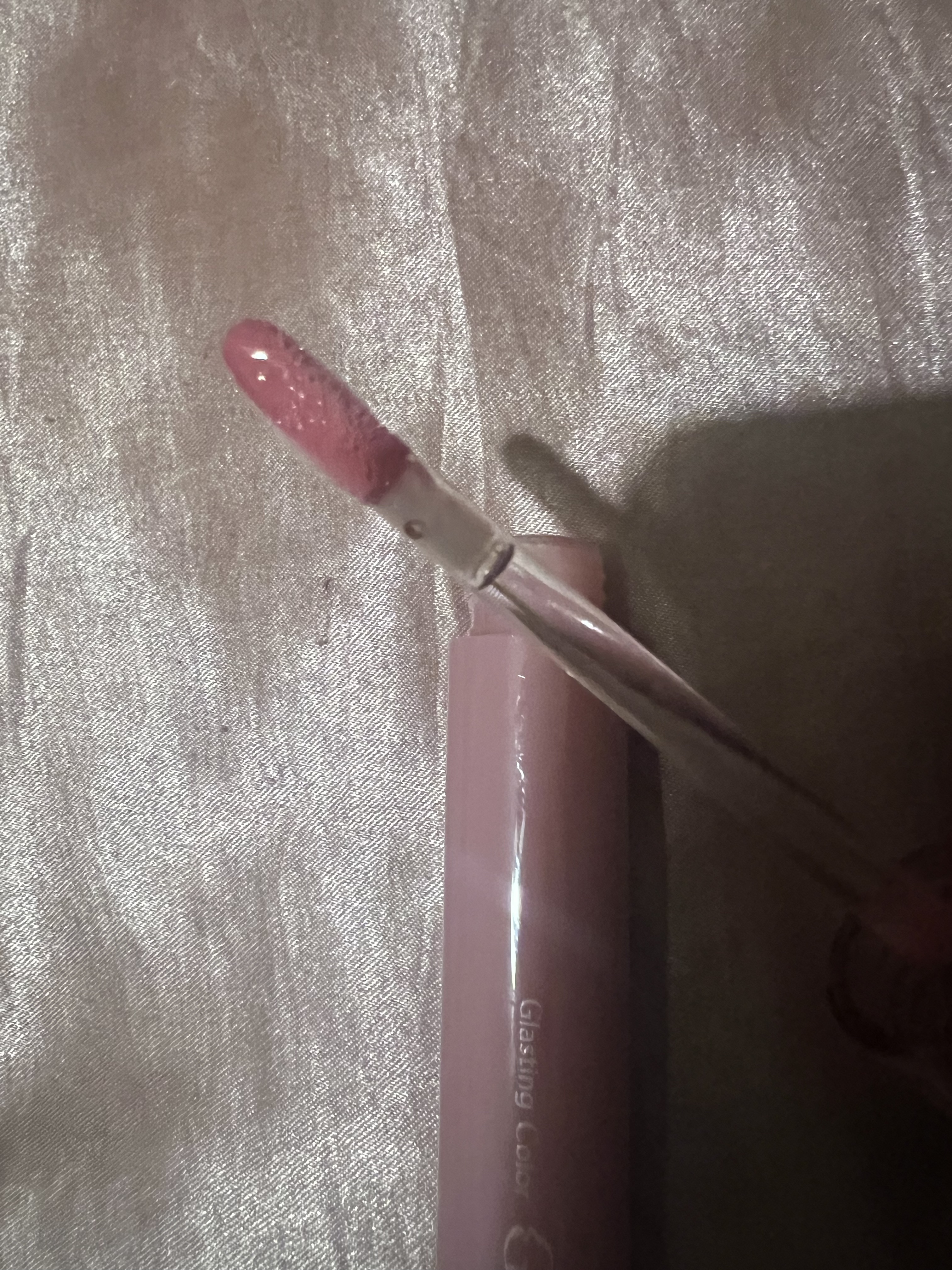 グラスティングカラーグロス/rom&nd/リップグロスを使ったクチコミ（2枚目）