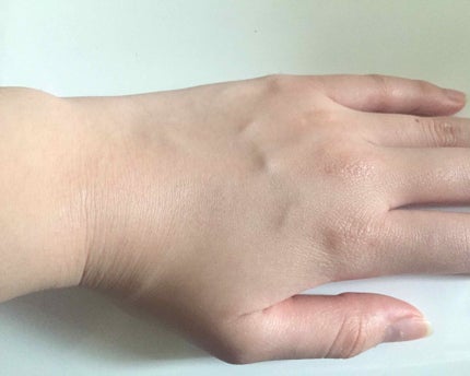 スキンアクア トーンアップUVエッセンス/スキンアクア/日焼け止めクリームを使ったクチコミ(4枚目)