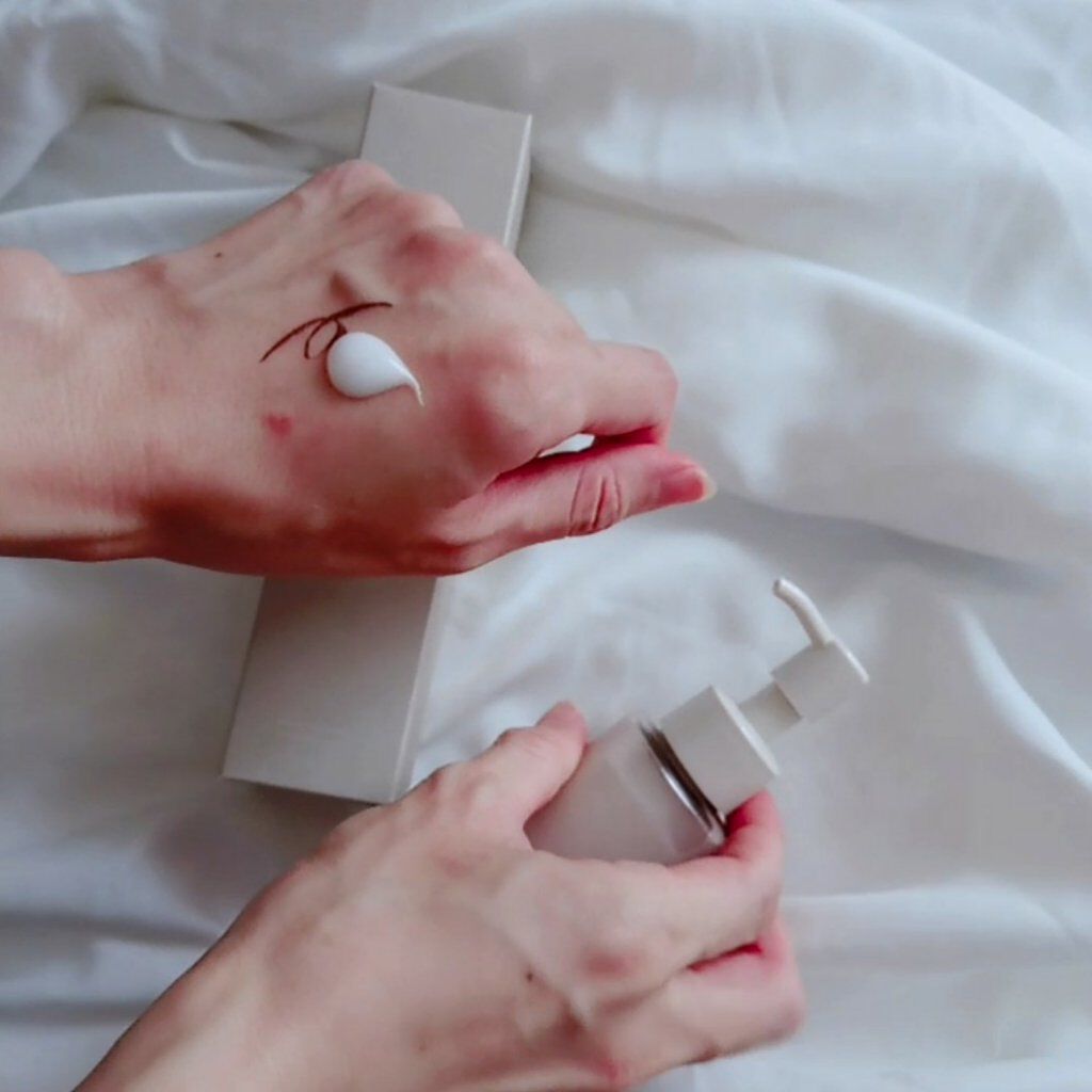 intoa ミルククレンジング＜メイク落とし・洗顔＞のクチコミ「intoa 
ミルククレンジング
.
クレンジングミルクは、軽めのテクスチャーのミルク😊
W洗.....」（2枚目）