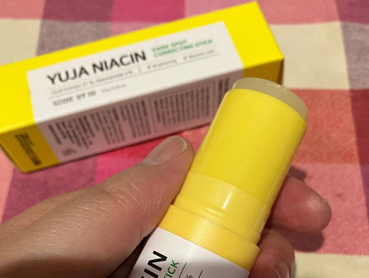 ゆずナイアシンダークスポットコレックティングスティック/SOME BY MI/美容液を使ったクチコミ(3枚目)