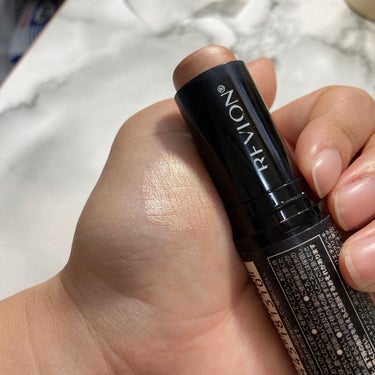 フォトレディ インスタフィックス 210 ゴールド ライト/REVLON/クリーム・エマルジョンファンデーションを使ったクチコミ（2枚目）