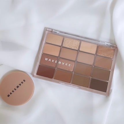 ソフトブラーリングアイパレット/wakemake/アイシャドウパレットを使ったクチコミ(1枚目)