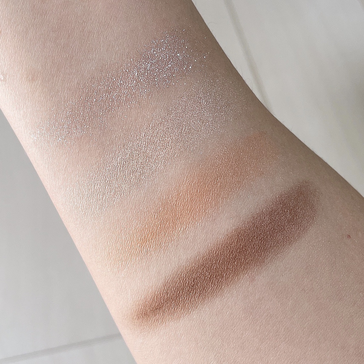 デイジードール アイ ドロー シャドウ 01 アーモンドラテ/DAISY DOLL by MARY QUANT/アイシャドウパレットを使ったクチコミ（2枚目）