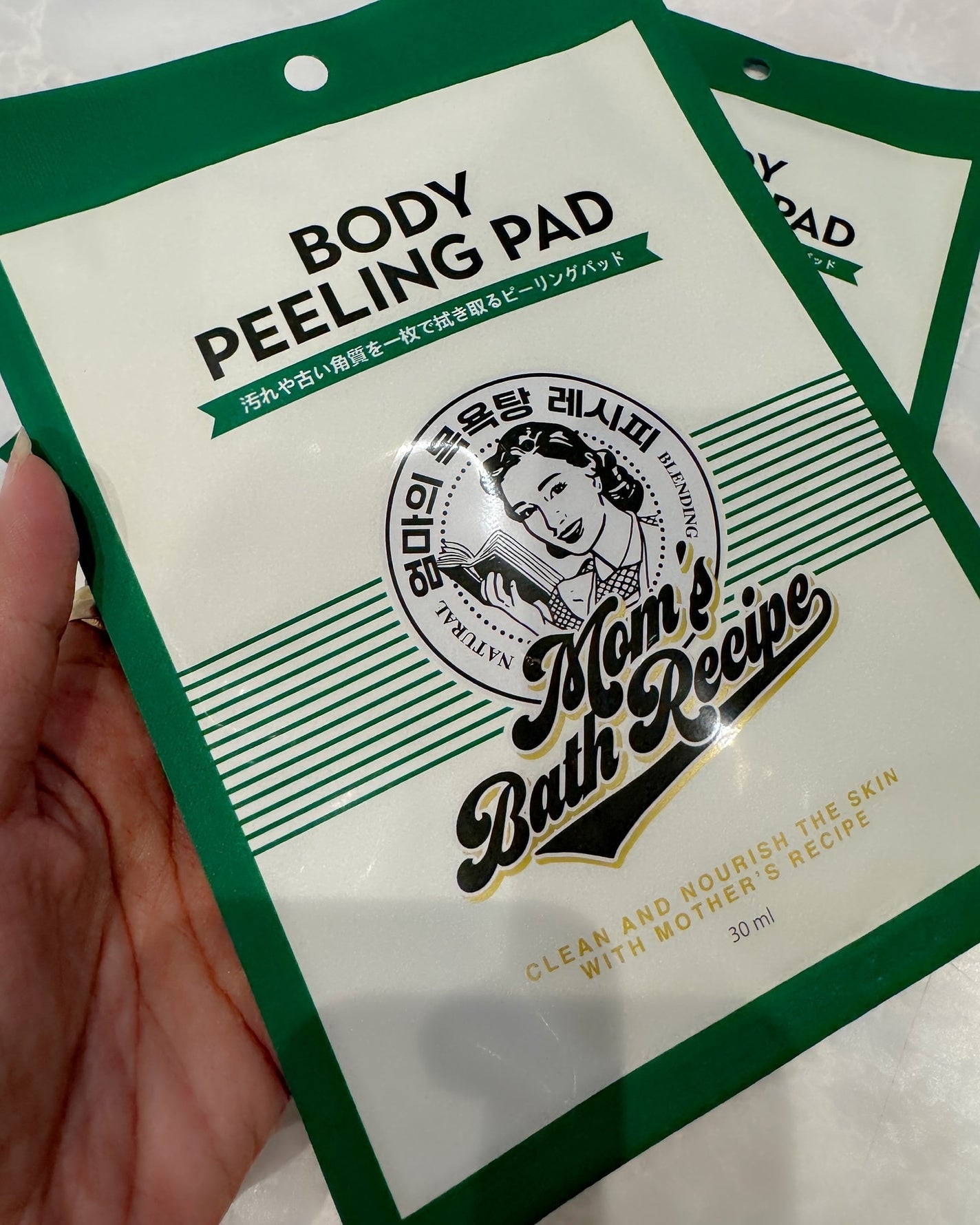 ボディピーリングパッド/Mom’s Bath Recipe/ピーリングを使ったクチコミ(2枚目)