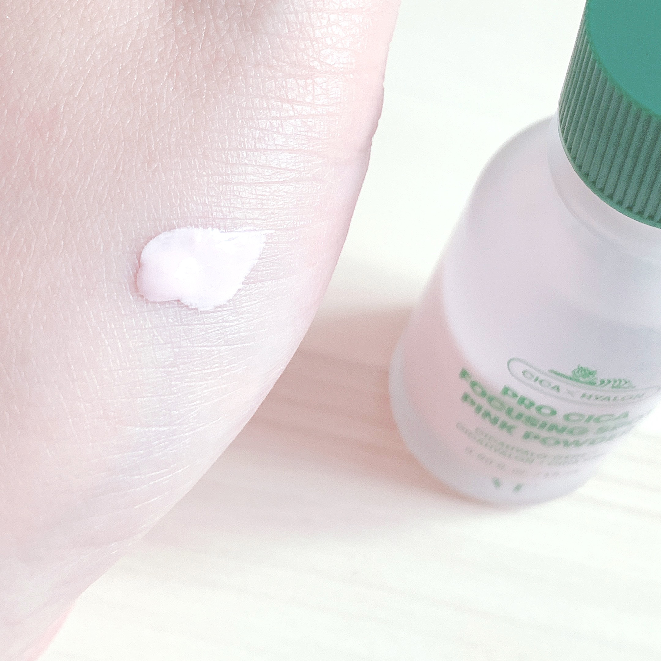 プロ シカ フォーカシング スポット ピンク パウダー/VT/その他スキンケアを使ったクチコミ（3枚目）