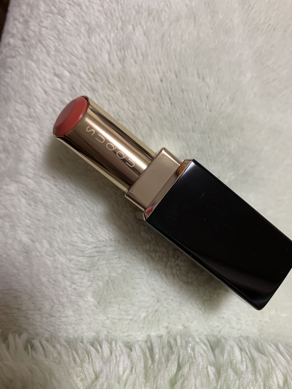 モイスチャー リッチ リップスティック 03 陽紅 -HIBENI/SUQQU/口紅を使ったクチコミ（3枚目）