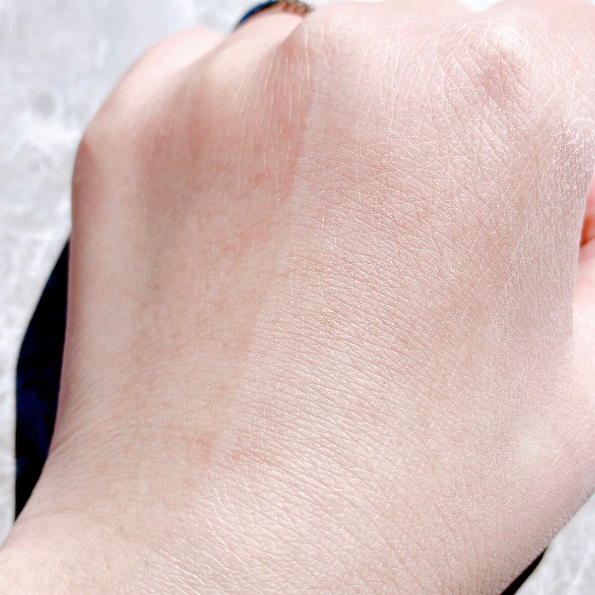 セバムカットパウダーパクト/ABOUT TONE/プレストパウダーを使ったクチコミ(4枚目)