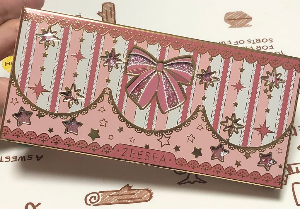 ZEESEA「ファンタジーパーク」12色アイシャドウパレット/ZEESEA/アイシャドウパレットを使ったクチコミ(1枚目)