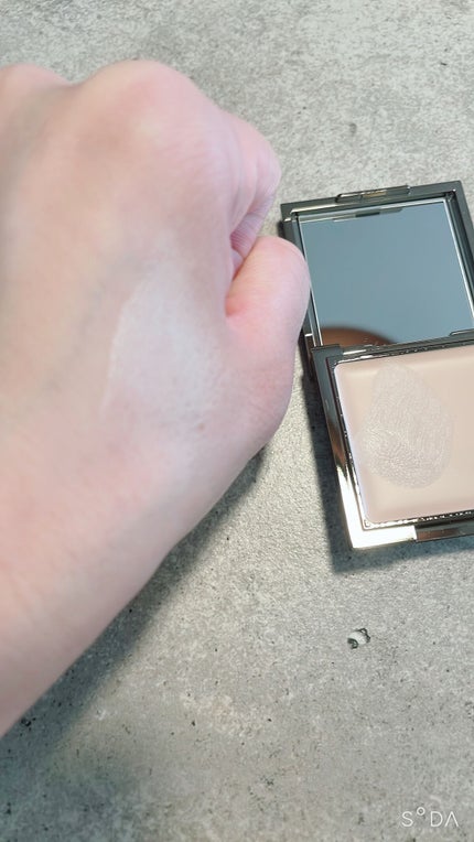 アイリッドベース(N)/LUNASOL/アイシャドウベースを使ったクチコミ(4枚目)