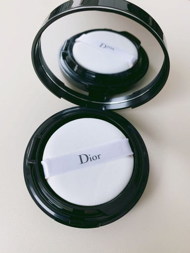 【旧】ディオールスキン フォーエヴァー クッション 1N ニュートラル<ニュー ルック エディション>（生産終了）/Dior/クッションファンデーションを使ったクチコミ（2枚目）