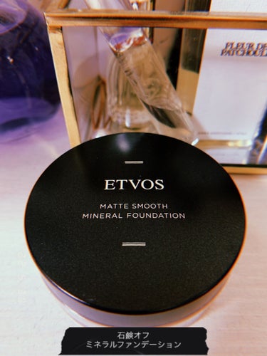 使い切りコスメ！！
ETVOS MATTE SMOOTH MINERAL FOUNDATION

肌荒れが気になり、少しでも肌への負担を軽減するために、購入しました。

ETVOSファンデ＋眉毛メイクの