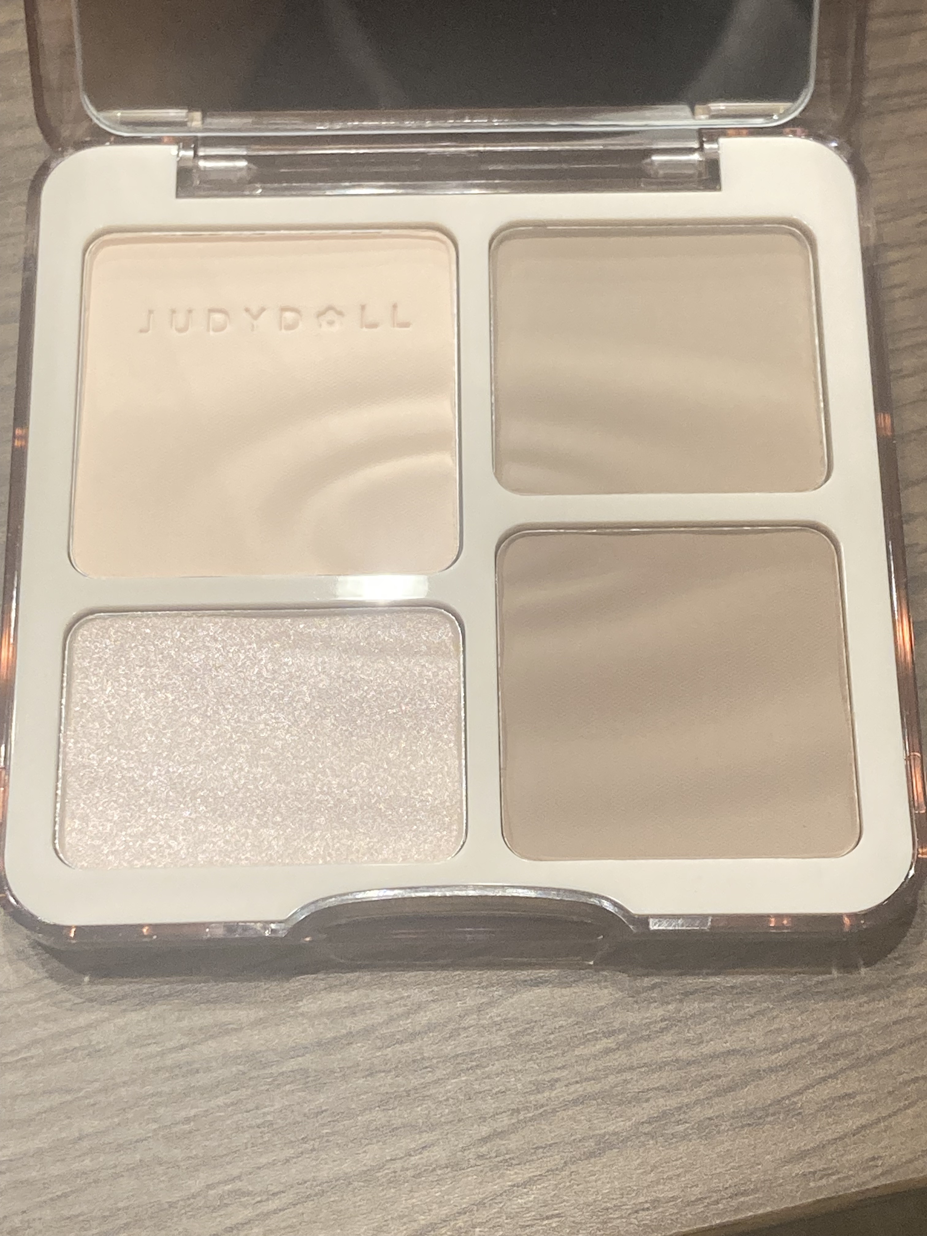 JUDYDOLL メリハリマスターパレット/JUDYDOLL/パウダーハイライトを使ったクチコミ（3枚目）