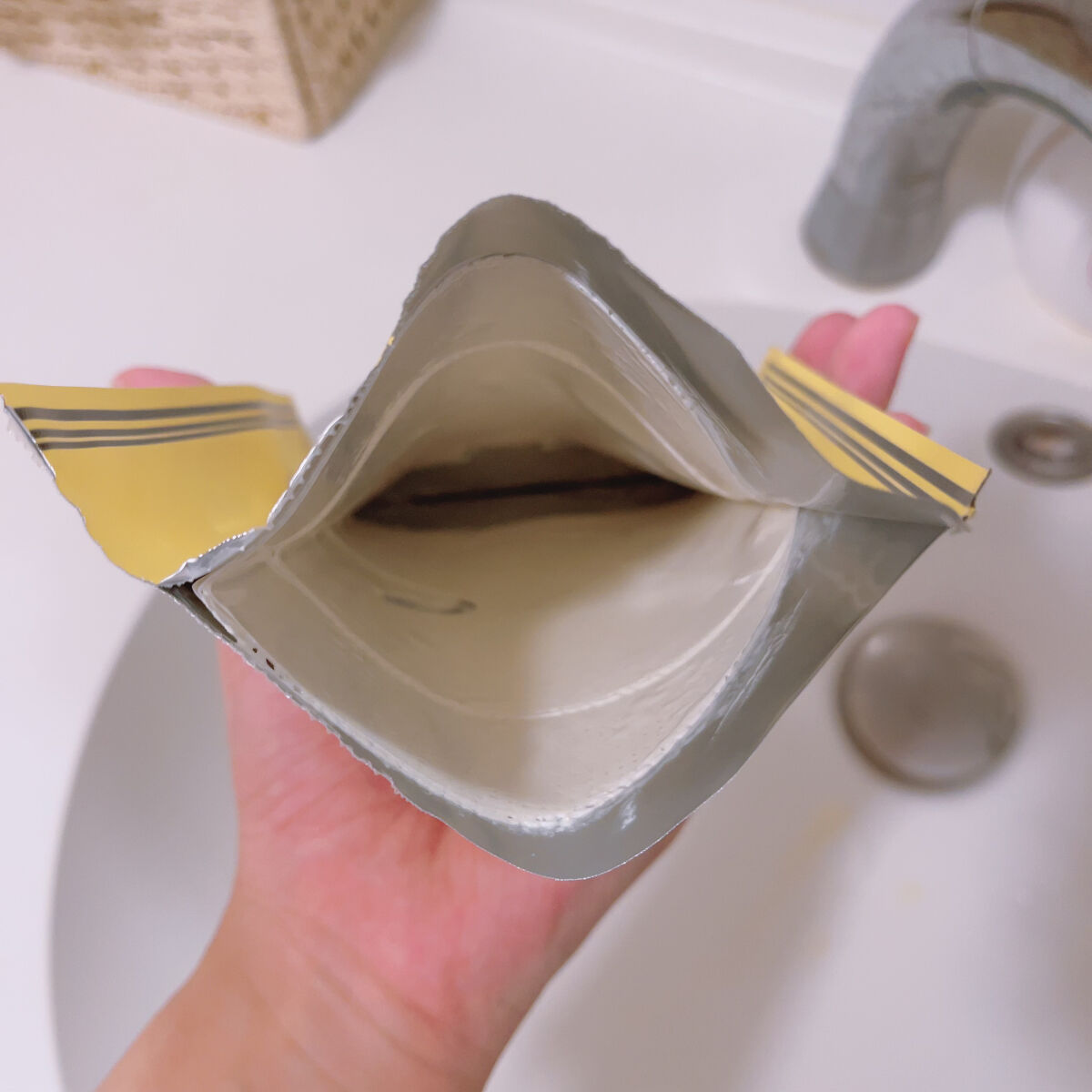 トーンアップホワイト マッドマスク/by : OUR/シートマスク・パックを使ったクチコミ（3枚目）