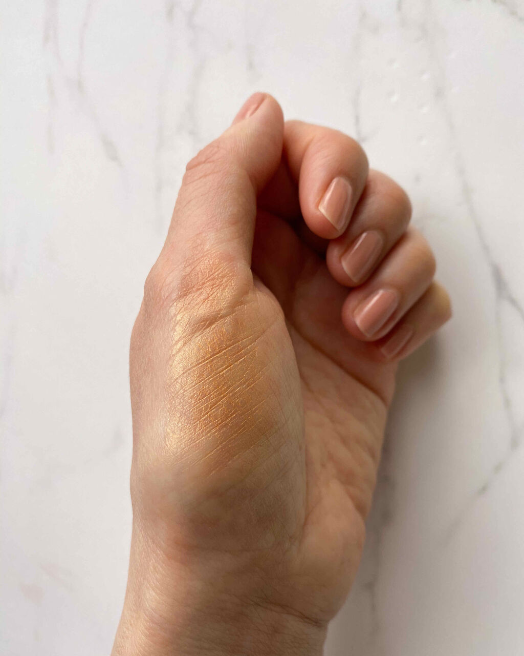 ザ アイシャドウ L 172 Vimana Gold/ADDICTION/単色アイシャドウを使ったクチコミ（2枚目）