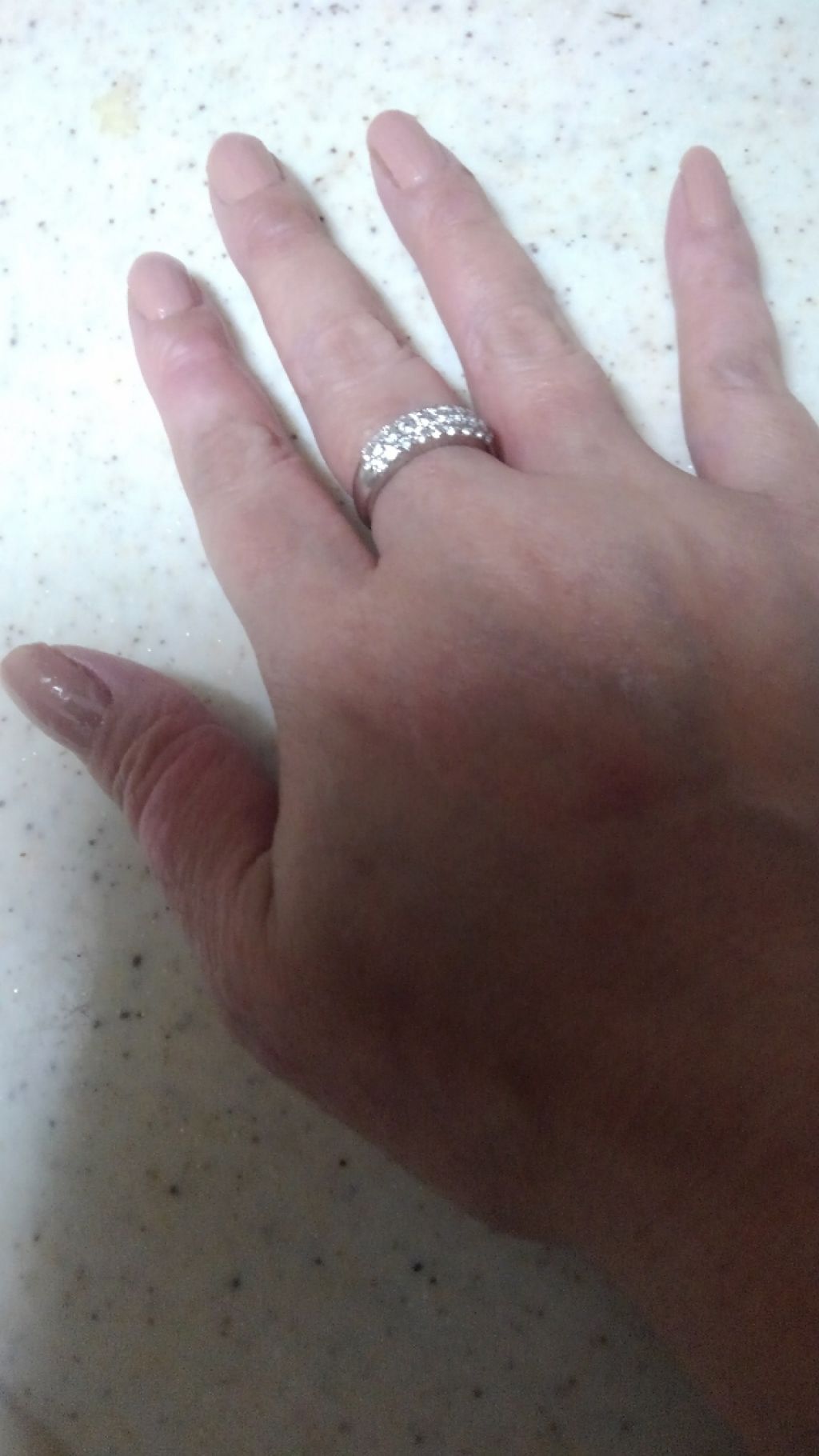 ネイルホリック Nude color/ネイルホリック/マニキュアを使ったクチコミ(1枚目)