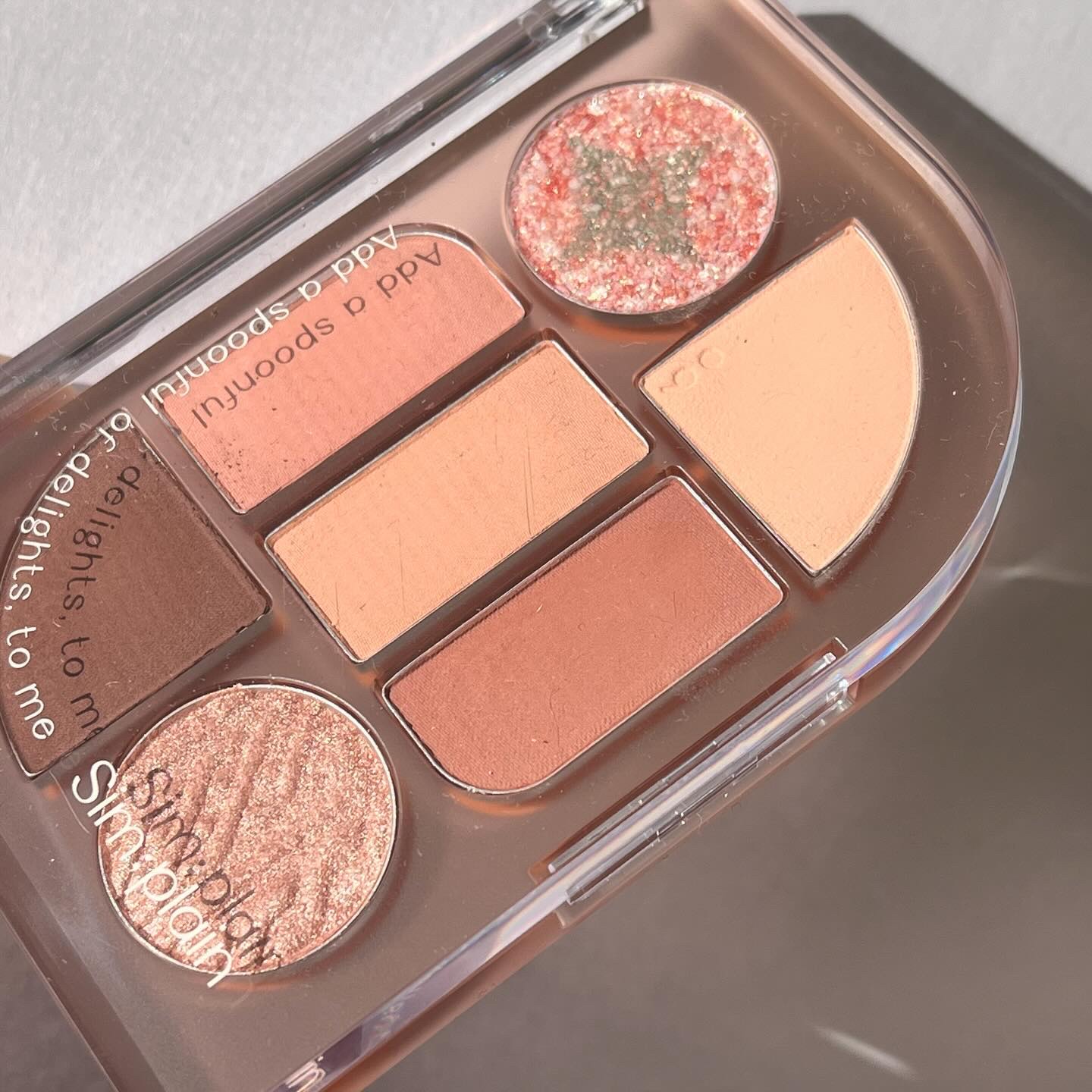 シンプレイン アイパレット 03 ニッティングコーラル/Sim;plain/アイシャドウパレットを使ったクチコミ（1枚目）