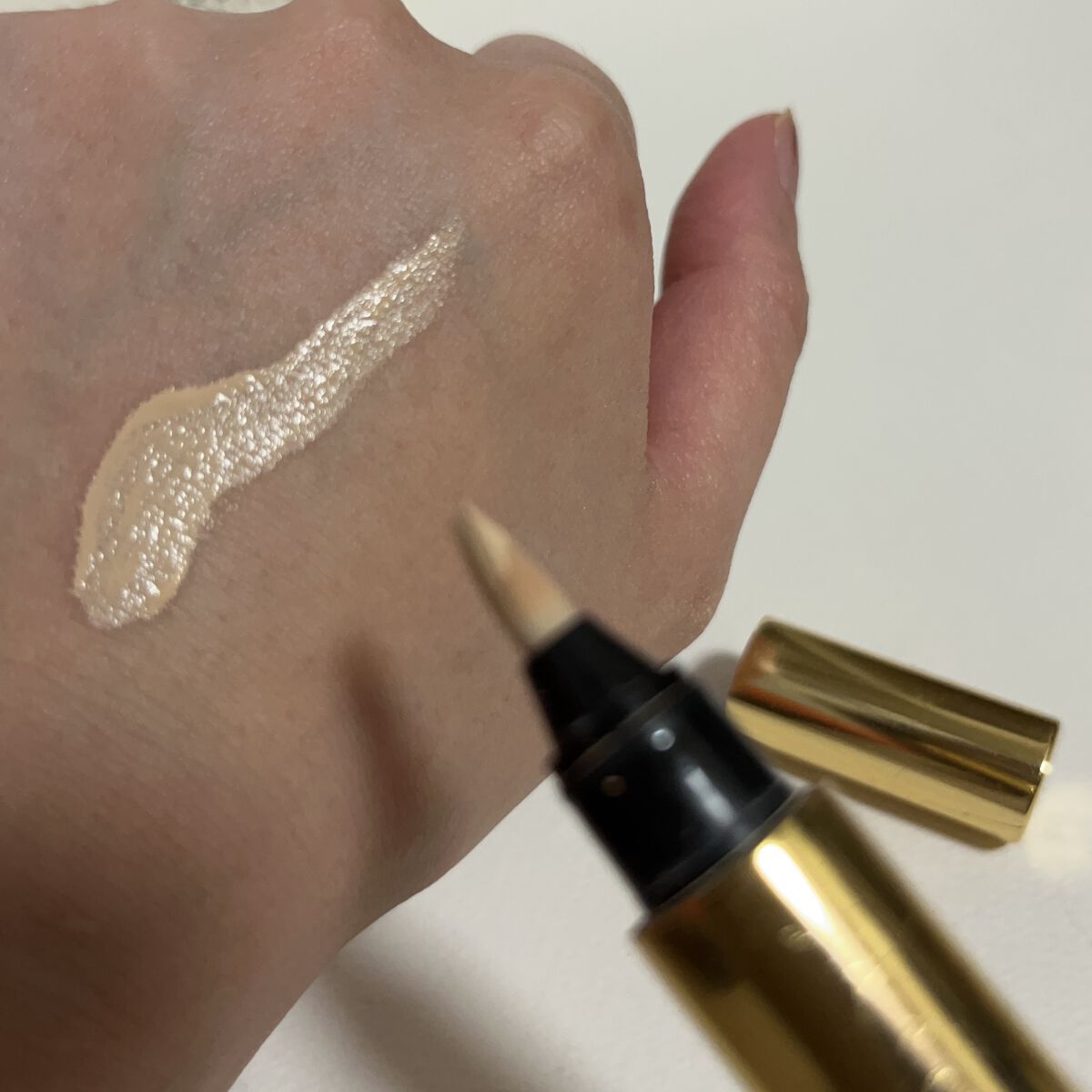 ラディアント タッチ/YVES SAINT LAURENT BEAUTE/リキッドコンシーラーを使ったクチコミ（3枚目）