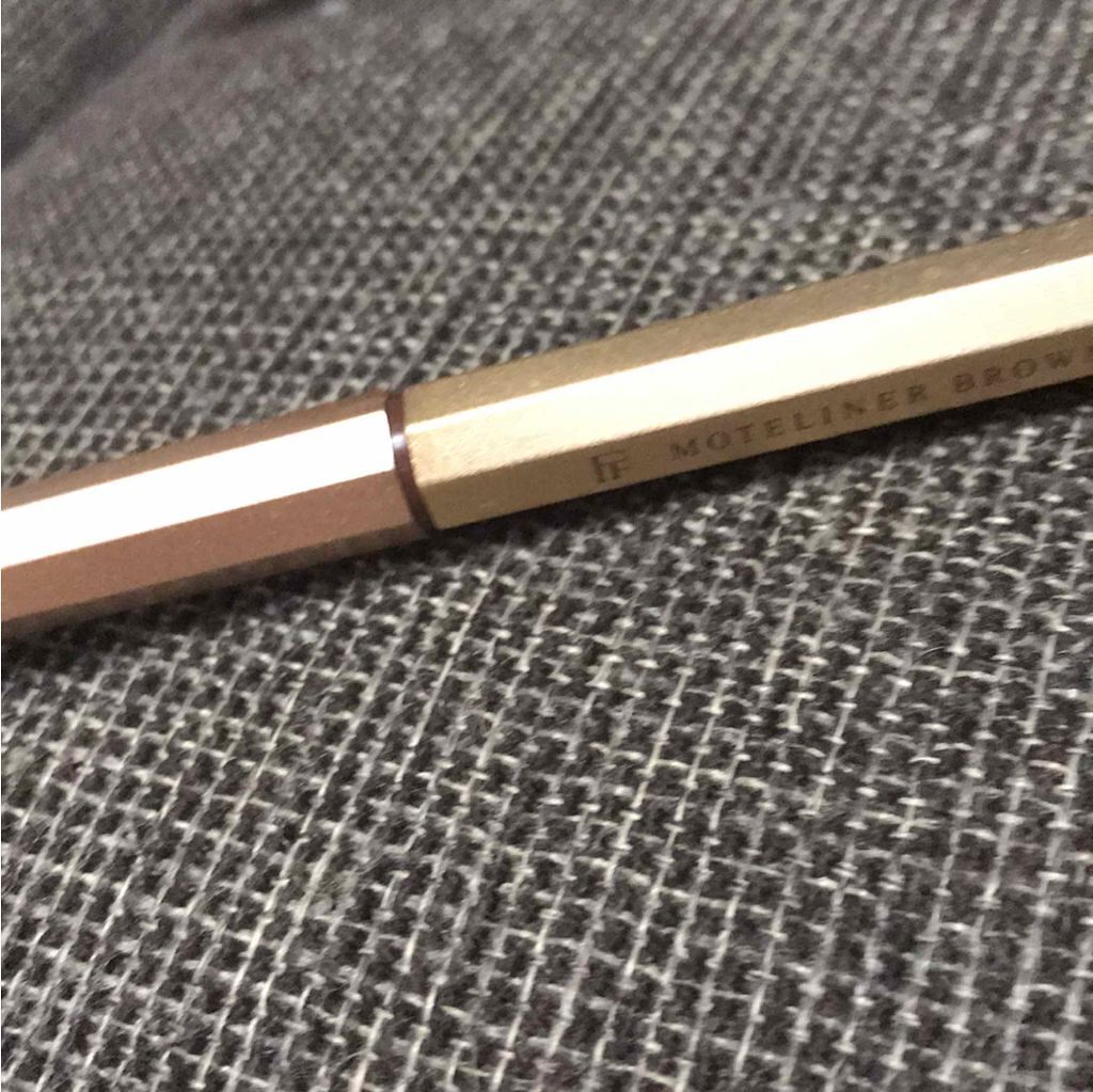 モテライナー リキッド/UZU BY FLOWFUSHI/リキッドアイライナーを使ったクチコミ（1枚目）