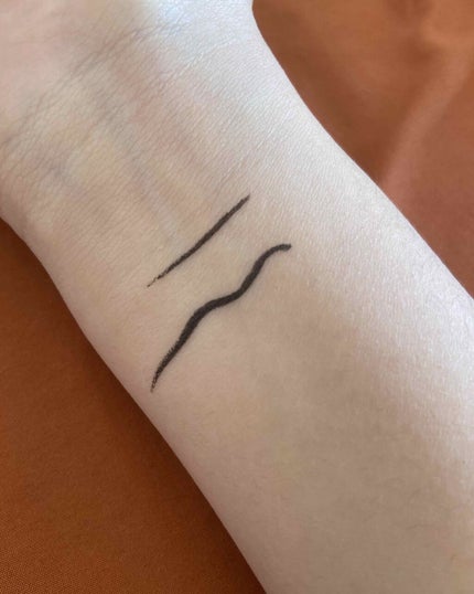 スーパーシャープライナーEX/KATE/リキッドアイライナーを使ったクチコミ(2枚目)