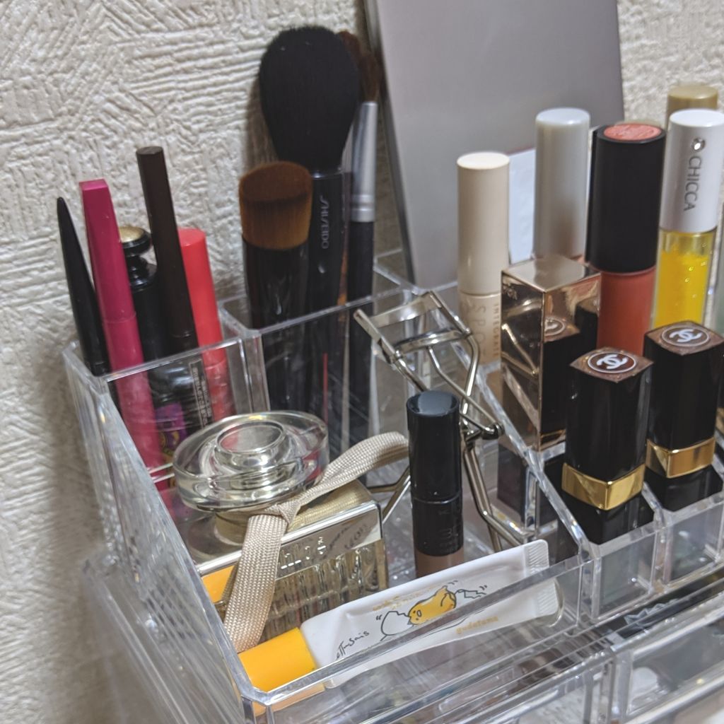 はるか on LIPS 「#コスメ収納Amazonで1600円くらいで購入しました🥰✨✨..」(3枚目)