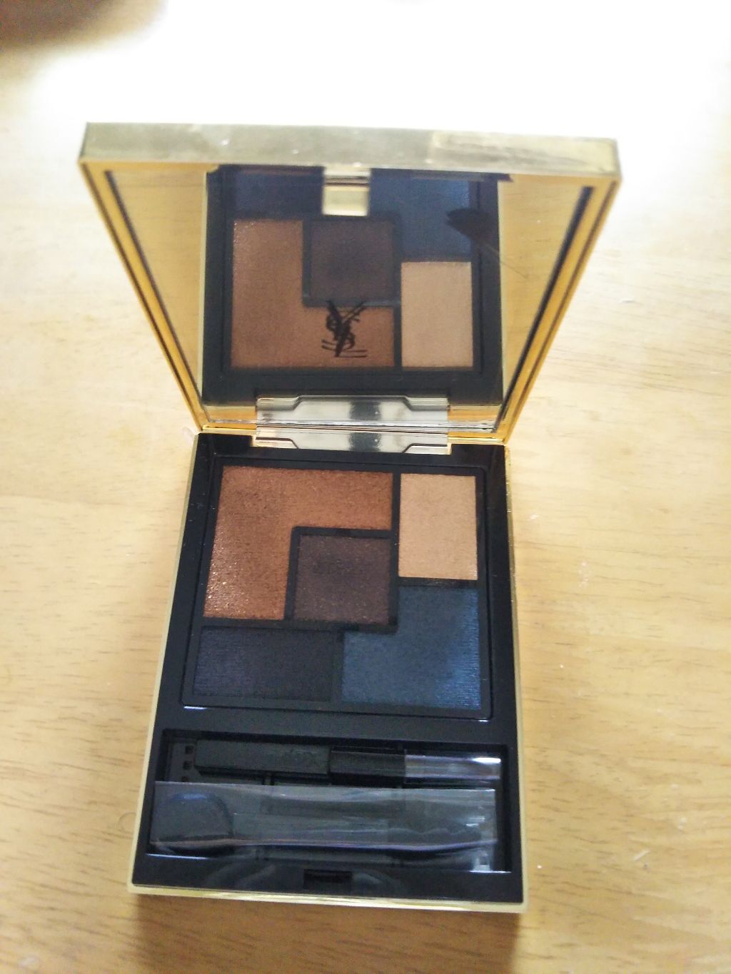 クチュール クルール パレット/YVES SAINT LAURENT BEAUTE/アイシャドウパレットを使ったクチコミ(2枚目)