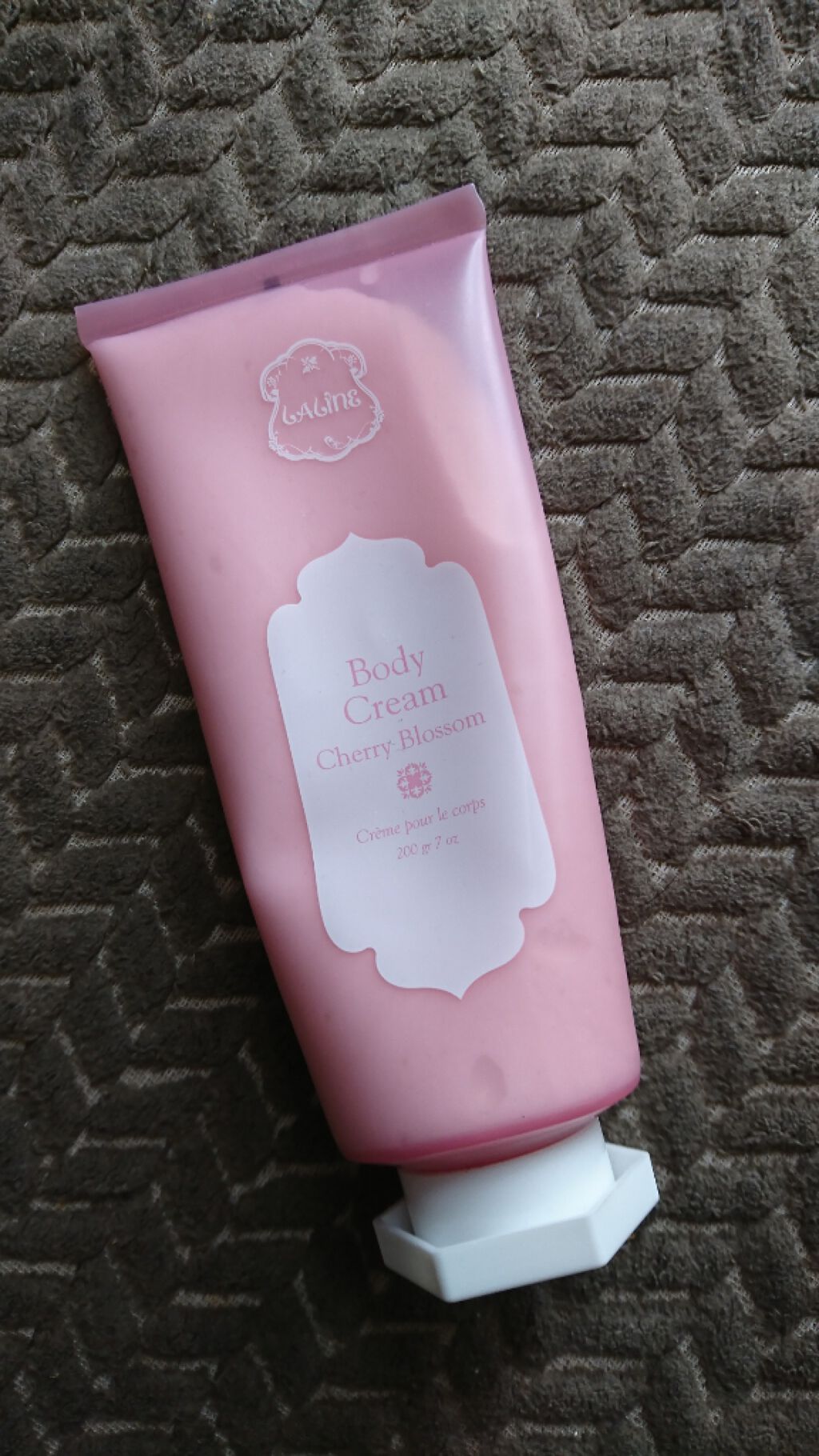 ボディクリーム チューブ チェリーブロッサム/Laline/ボディクリームを使ったクチコミ(1枚目)