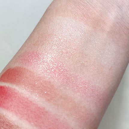 小針桃奈 on LIPS 「.別の世界線に迷い込んだかと思った📢ブライトサマー/ブライト..」(6枚目)