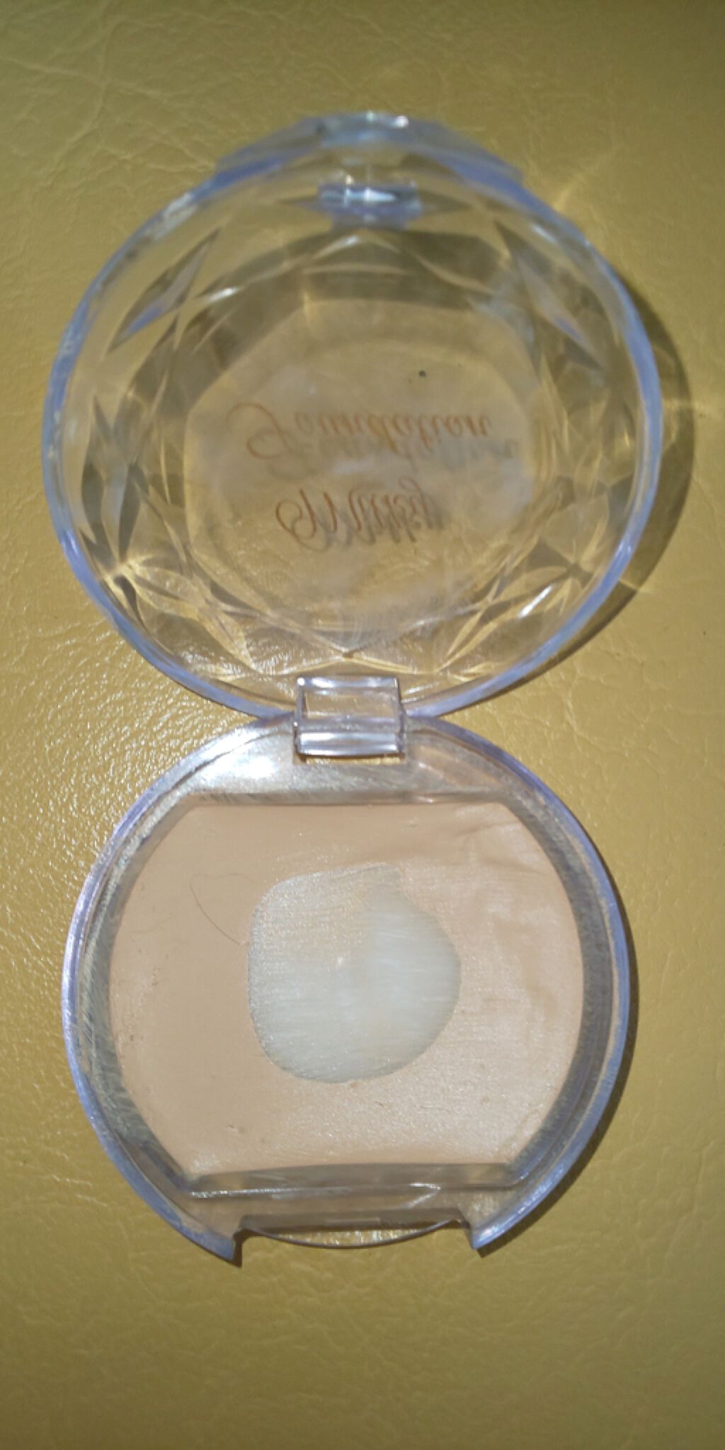 ミルキーファンデーション/DAISO/クリーム・エマルジョンファンデーションを使ったクチコミ(1枚目)