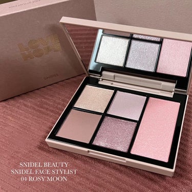 
SNIDEL BEAUTY 
SNIDEL FACE STYLIST
04 ROSY MOON

今年のホリデー大本命
スナイデルのフェイススタイリストが届きました🥰
左上と右下は大粒のラメが綺麗で
