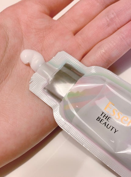 ザビューティ うるツヤチャージヘアパック/エッセンシャル/ヘアマスク・ヘアパックを使ったクチコミ(5枚目)