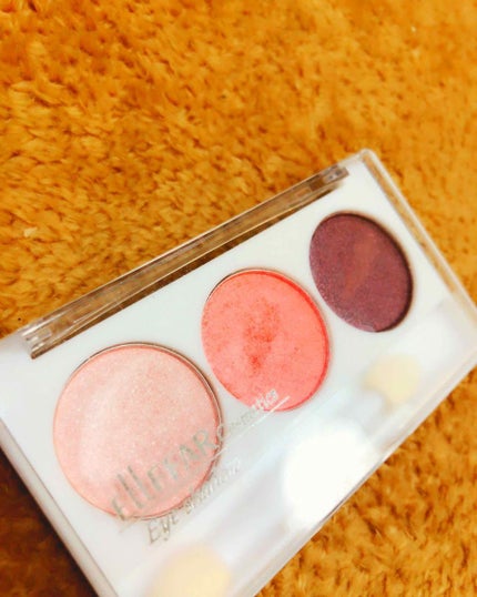 エルファー プロフェッショナル アイシャドウ/DAISO/アイシャドウパレットを使ったクチコミ(1枚目)