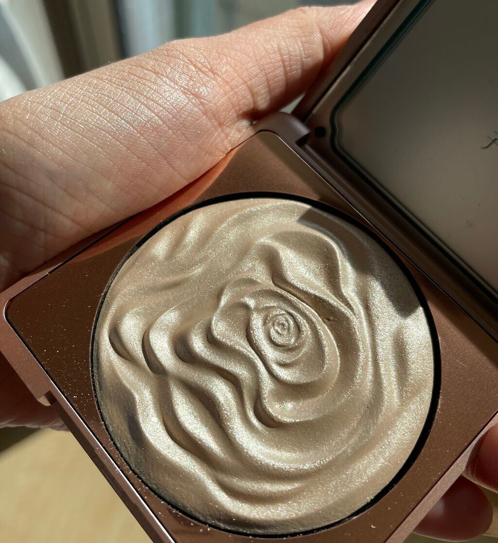 双花彫刻 ハイライト/花西子/パウダーハイライトを使ったクチコミ(3枚目)