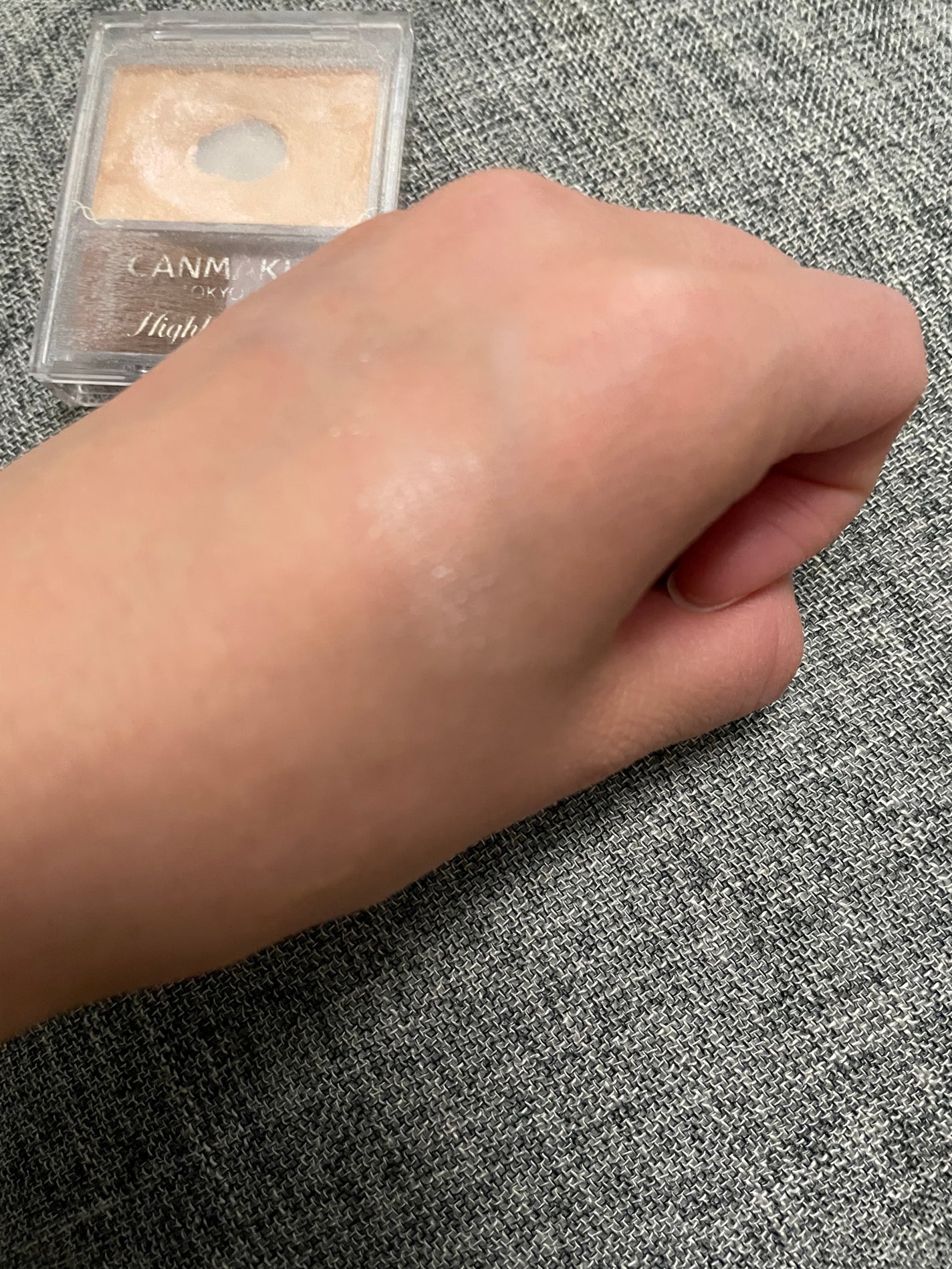 ハイライター/キャンメイク/パウダーハイライトを使ったクチコミ(3枚目)