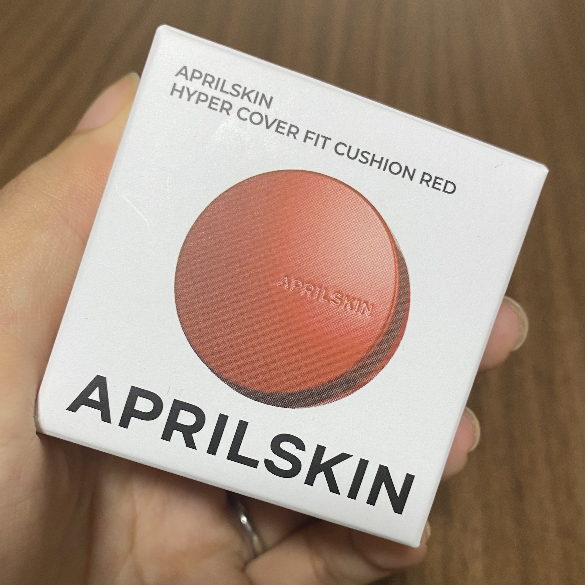 ハイパーカバーフィットクッション red/APRILSKIN/クッションファンデーションを使ったクチコミ（3枚目）