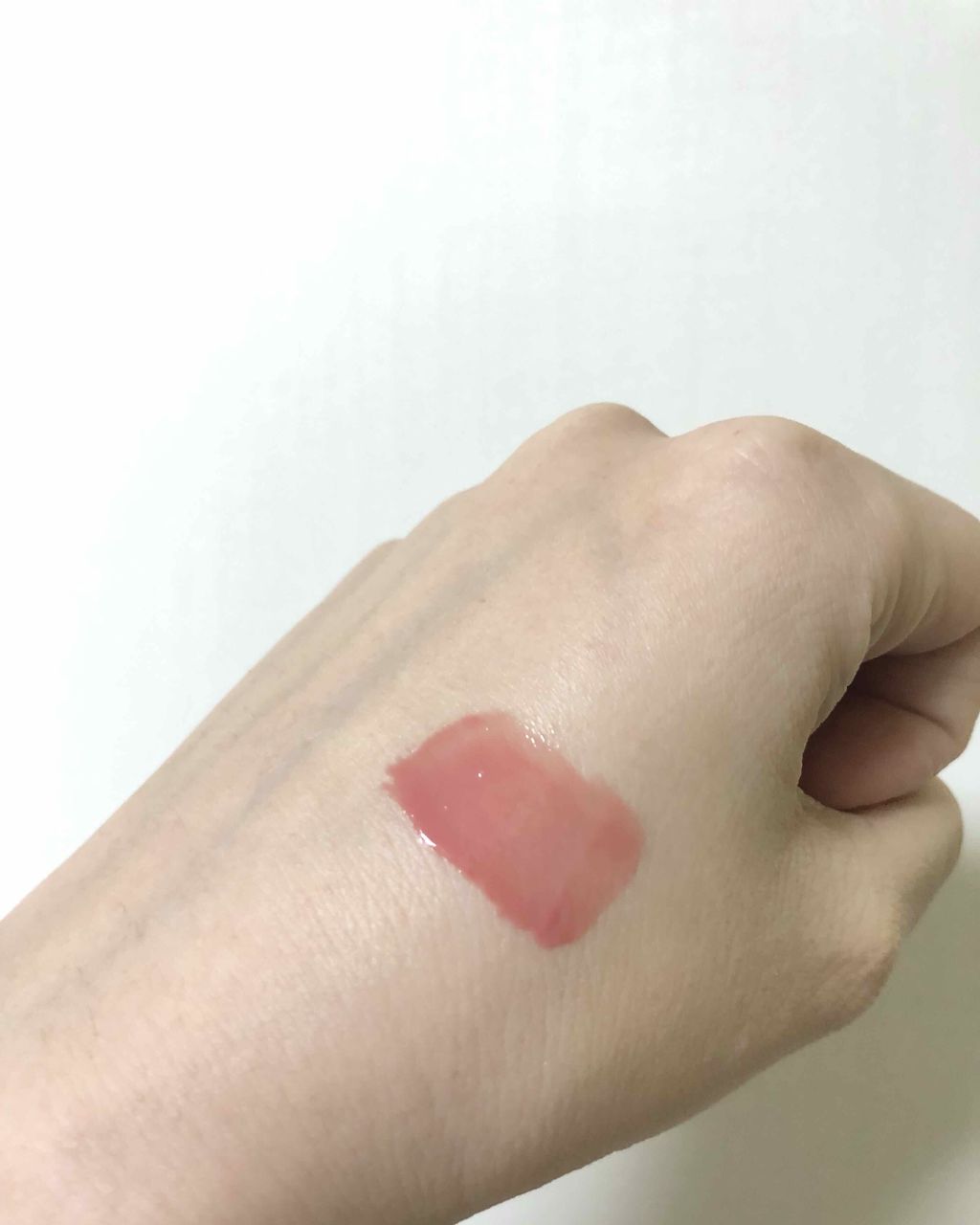 アクアリィ ブースト リップラッカー/リンメル ロンドン/リップグロスを使ったクチコミ（2枚目）