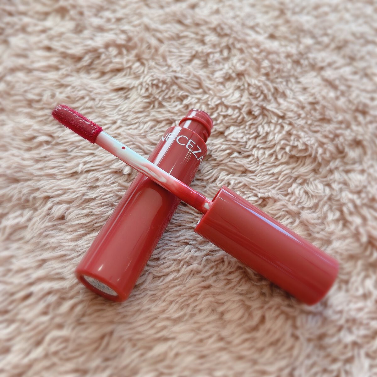 ウォータリーティントリップ/CEZANNE/リップティントを使ったクチコミ（3枚目）