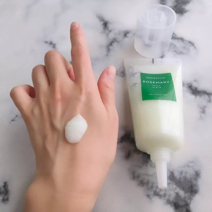 ローズマリー スカルプ スクラブ/AROMATICA/ヘッドスクラブを使ったクチコミ(4枚目)
