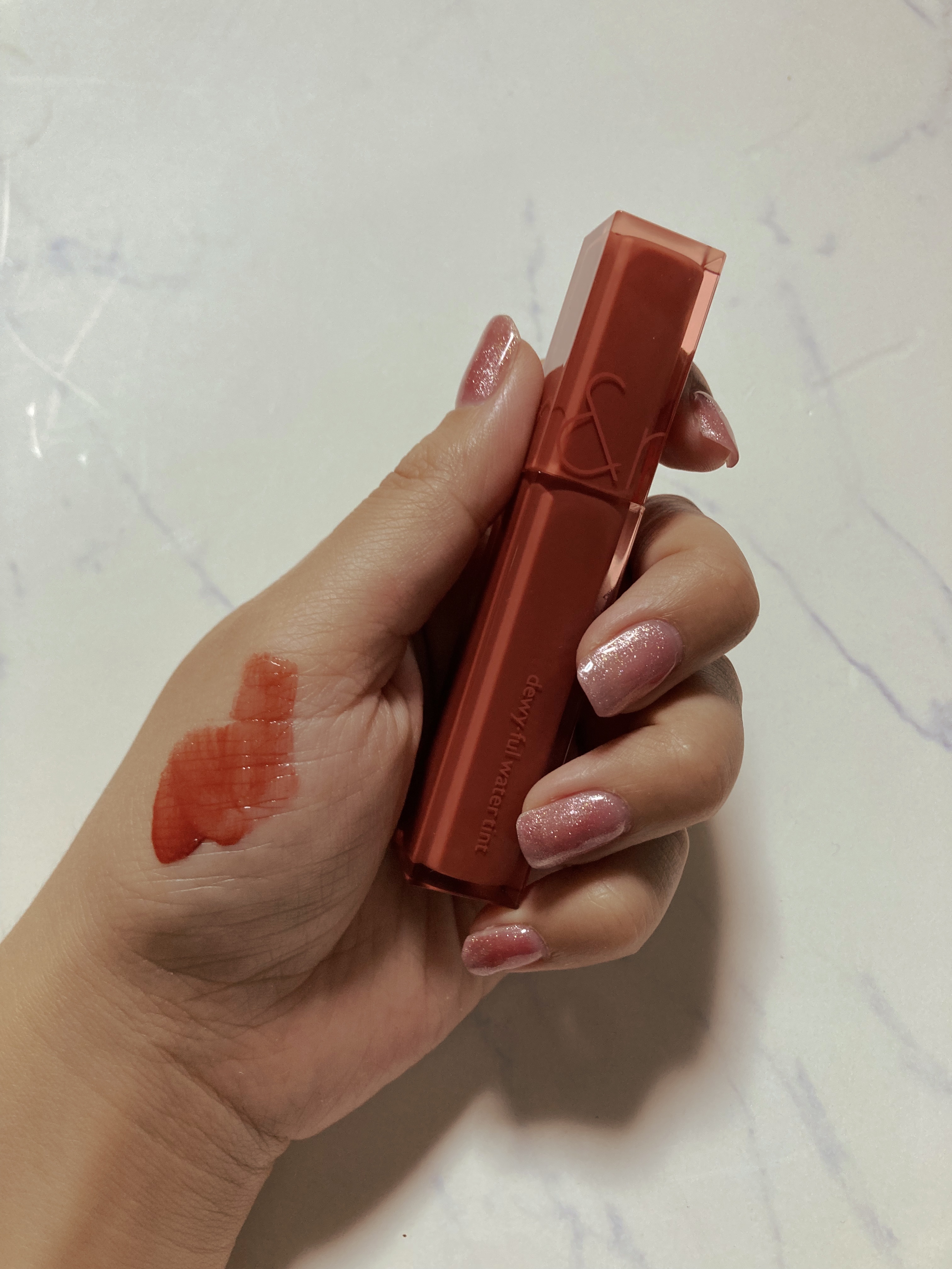 デュイフルウォーターティント 04 チリアップ/rom&nd/リップティントを使ったクチコミ（1枚目）