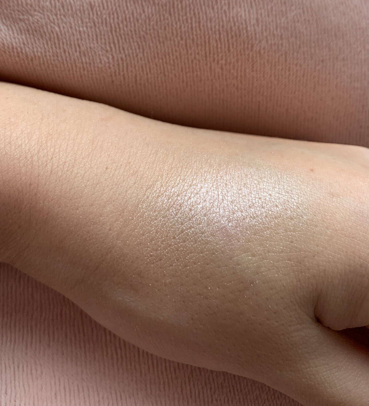 オーラデュウ プリズム イルミネーター/SHISEIDO/プレストパウダーを使ったクチコミ（3枚目）