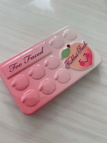 ティックルドピーチ ミニ アイシャドウ パレット/Too Faced/パウダーアイシャドウを使ったクチコミ（2枚目）