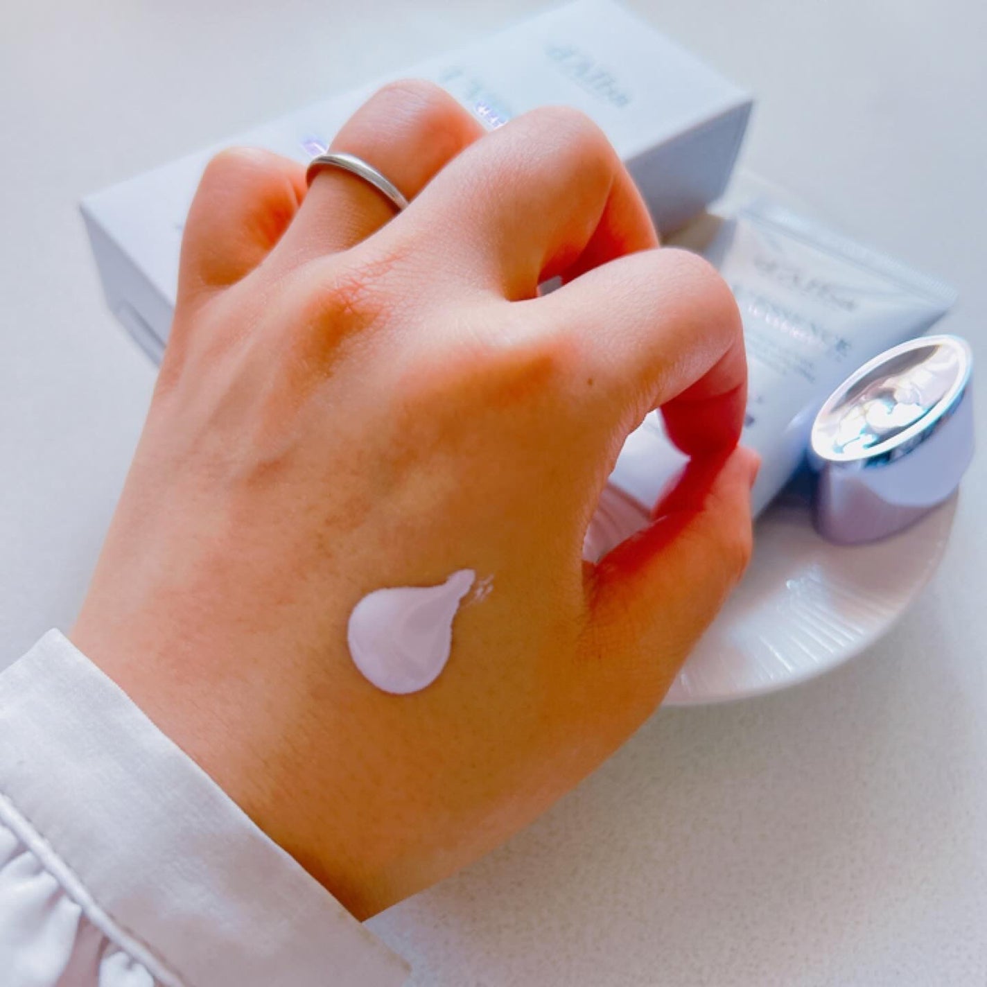 ダルバ ウォータフル トーンアップ サンクリーム(パープル)/ダルバ/日焼け止めクリームを使ったクチコミ(5枚目)