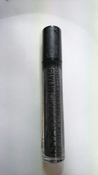 NYX Professional Makeup コスミックメタル リップクリームのクチコミ「color:darkgray

2枚目:そのまま付けた色合い。
3枚目:軽く伸ばした色合い。
.....」（1枚目）