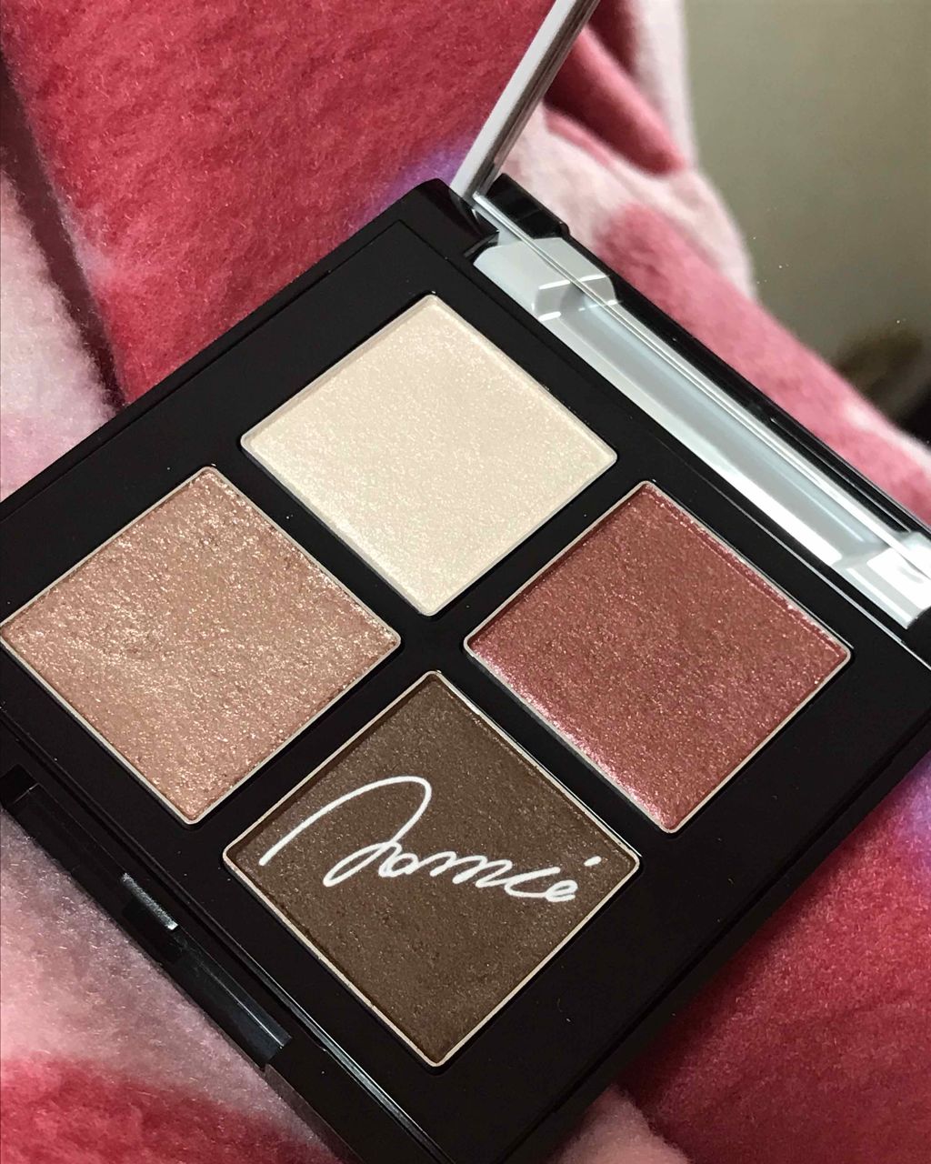 アイカラーパレットNA/Visée/アイシャドウパレットを使ったクチコミ（2枚目）