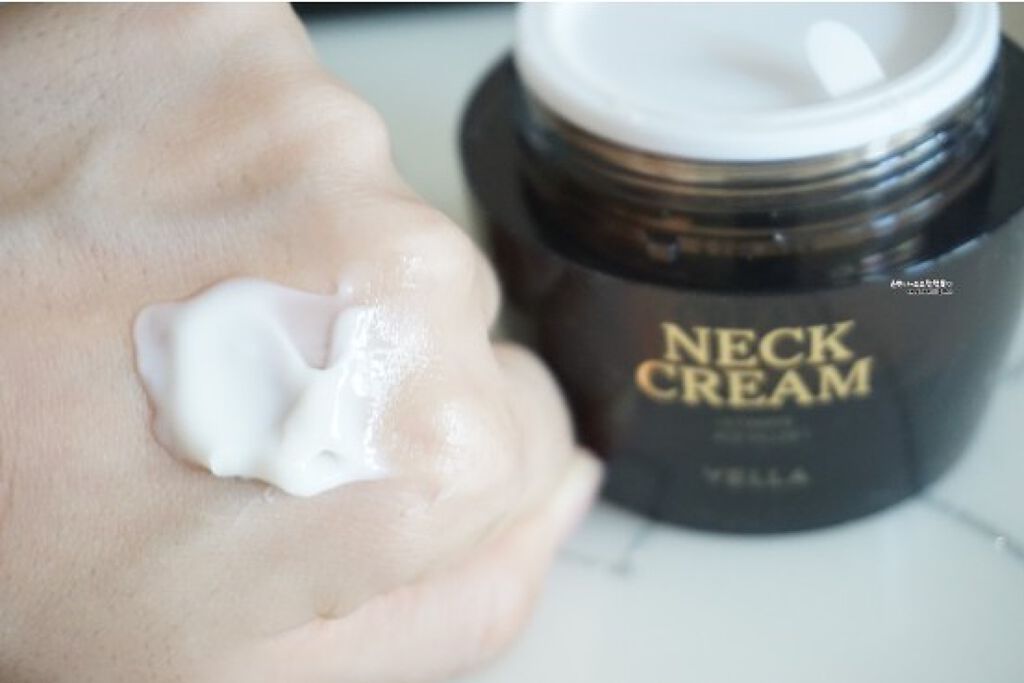 ベラ アルティメットエージ ネッククリーム/VELLA/フェイスクリームを使ったクチコミ（3枚目）