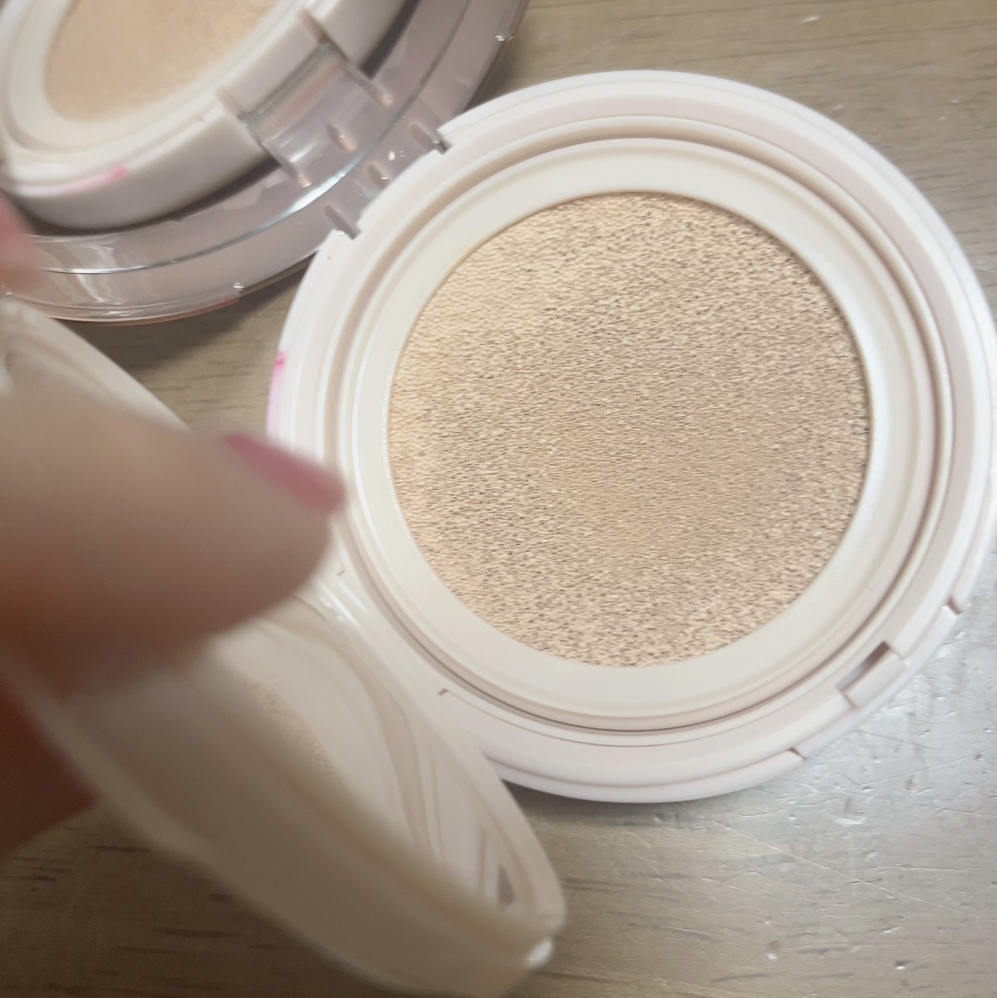 密着カバークッション 21 ライトベージュ/GIVERNY/クッションファンデーションを使ったクチコミ（2枚目）